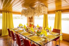 Peru – Amazon – Delfin I – Dining room