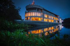 Peru – Amazon – Delfin III – exterior