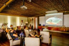 Peru – Amazon – Delfin III – lounge