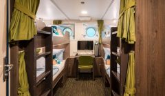 ANT_Ortelius, Quadruple Porthole – OKF07392.jpg_Olaf Kramer_OCEANWIDE