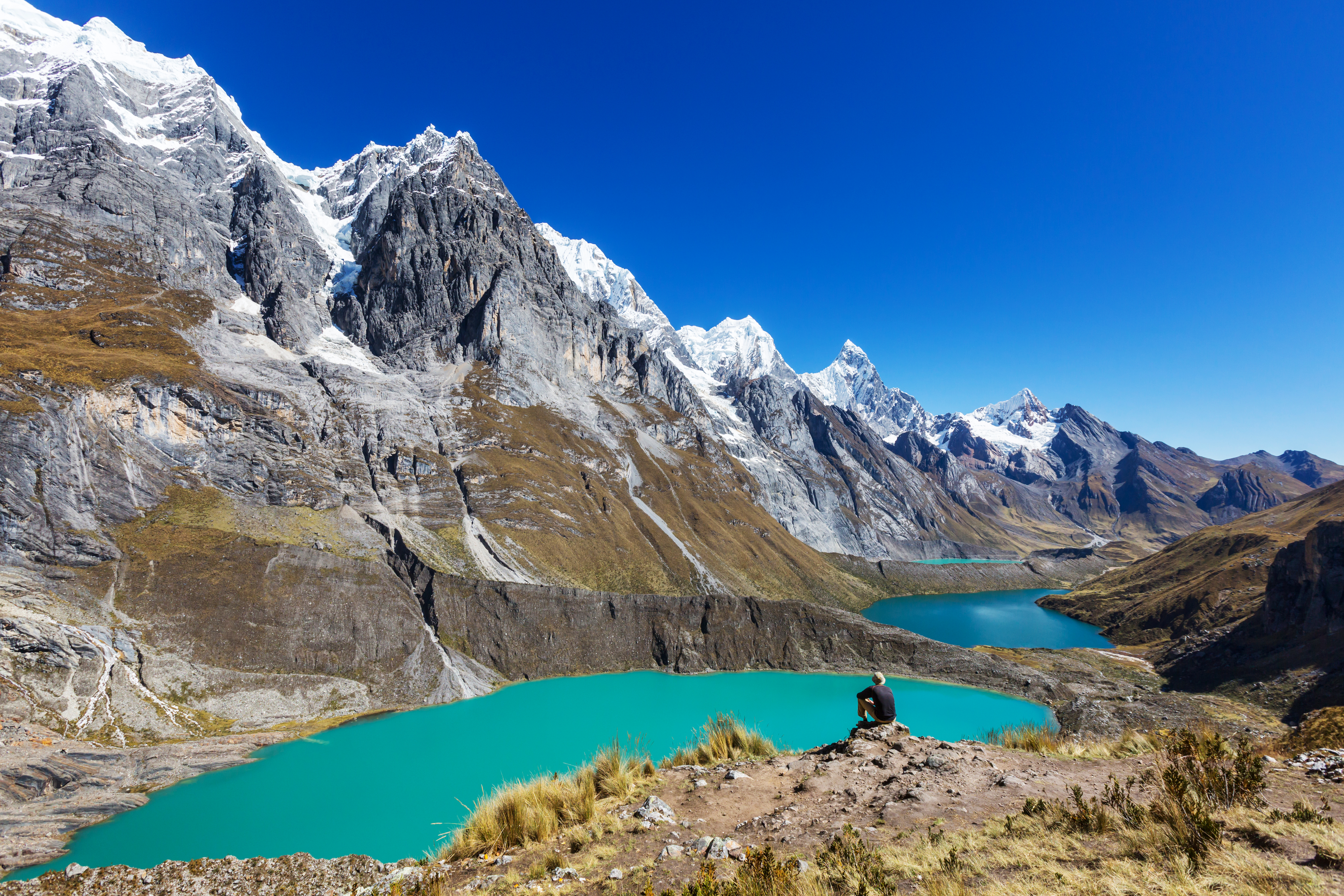 PER_CordilleraHuayhuash_ThreeLagoons_Shutterstock_1309971607(1)