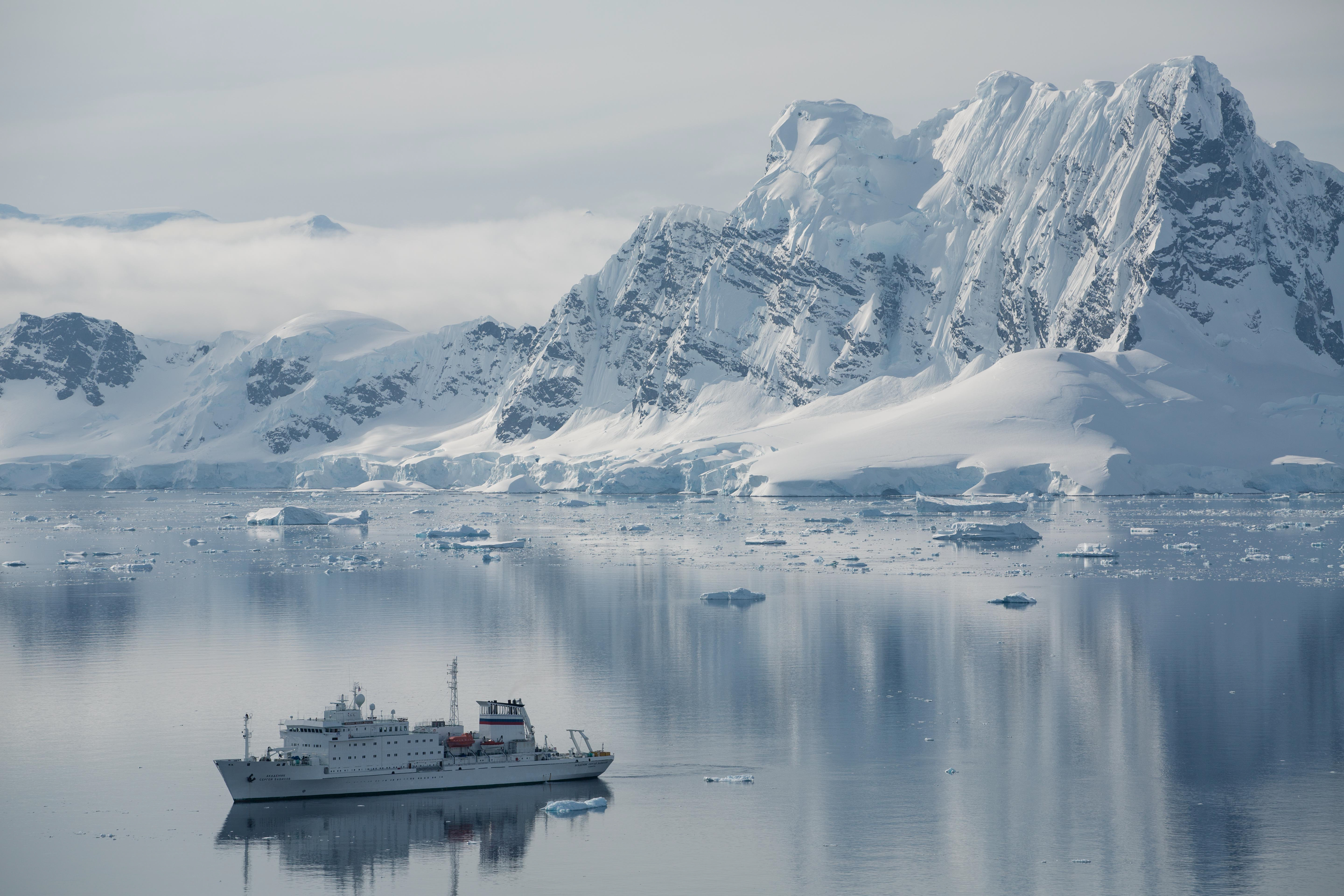 ONE OCEAN EXPEDITIONS ©