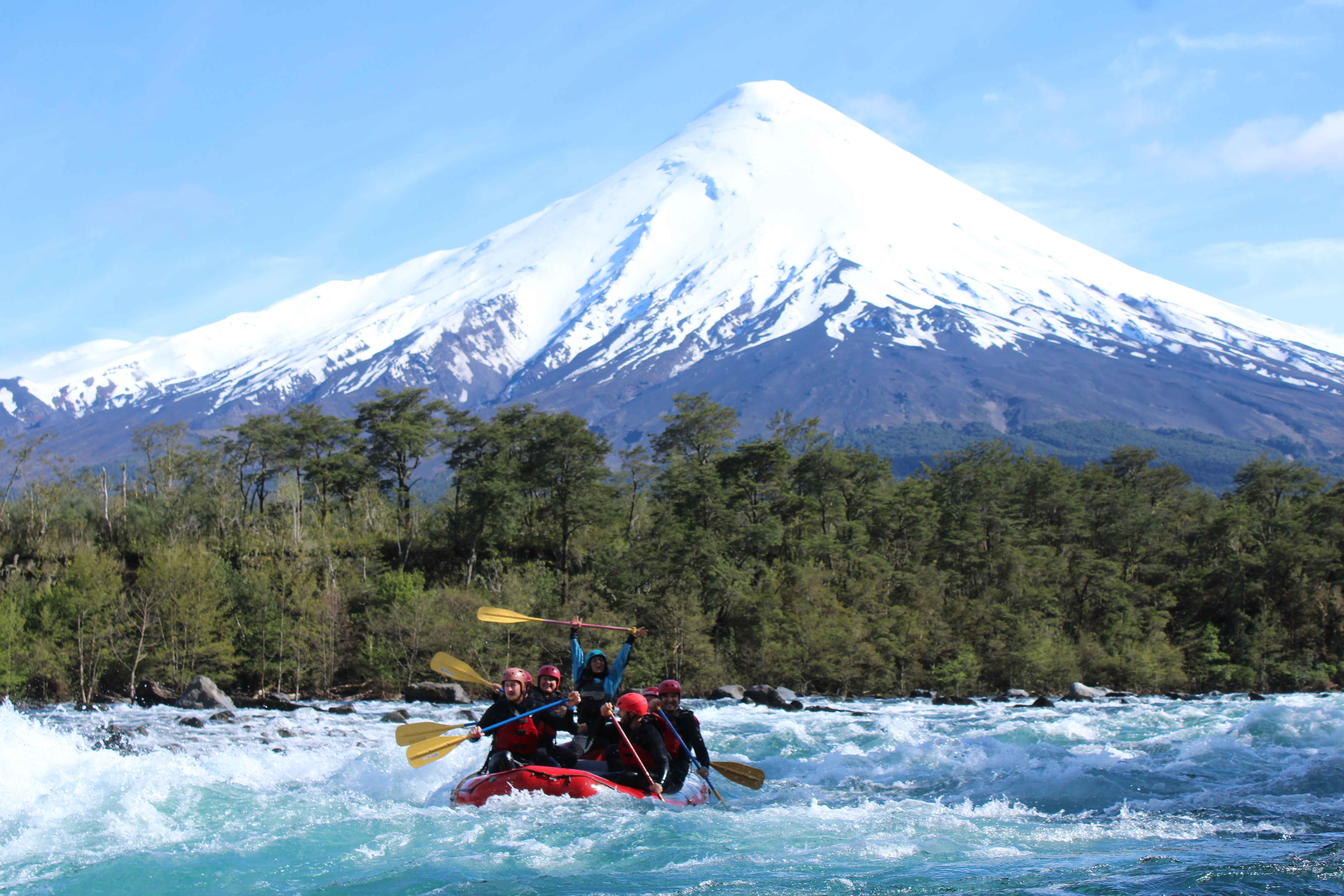 CHI_Puerto_Varas_White_Water_Rafting_Petrohue_River_Osorno_Volcano_2_11zon