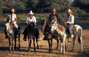 Cowboys in Los Llanos