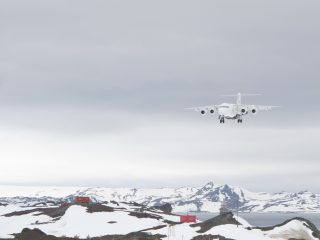 Plane landing in Antarctica