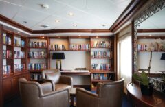 ANTHTL18_SilverWind_Silversea_freewithcredit (2)