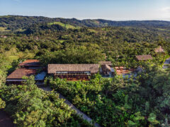 Costa Rica_Arenal_Amor Arenal aerial hotel