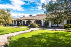 ECU_AvenueOfTheVolcanoes_HaciendaAbraspungo (3)