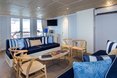 Lounge area on the Archipel I ship