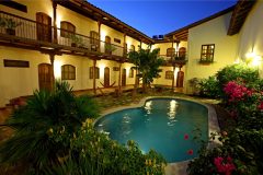 Pool at Hotel Patio Del Malinche