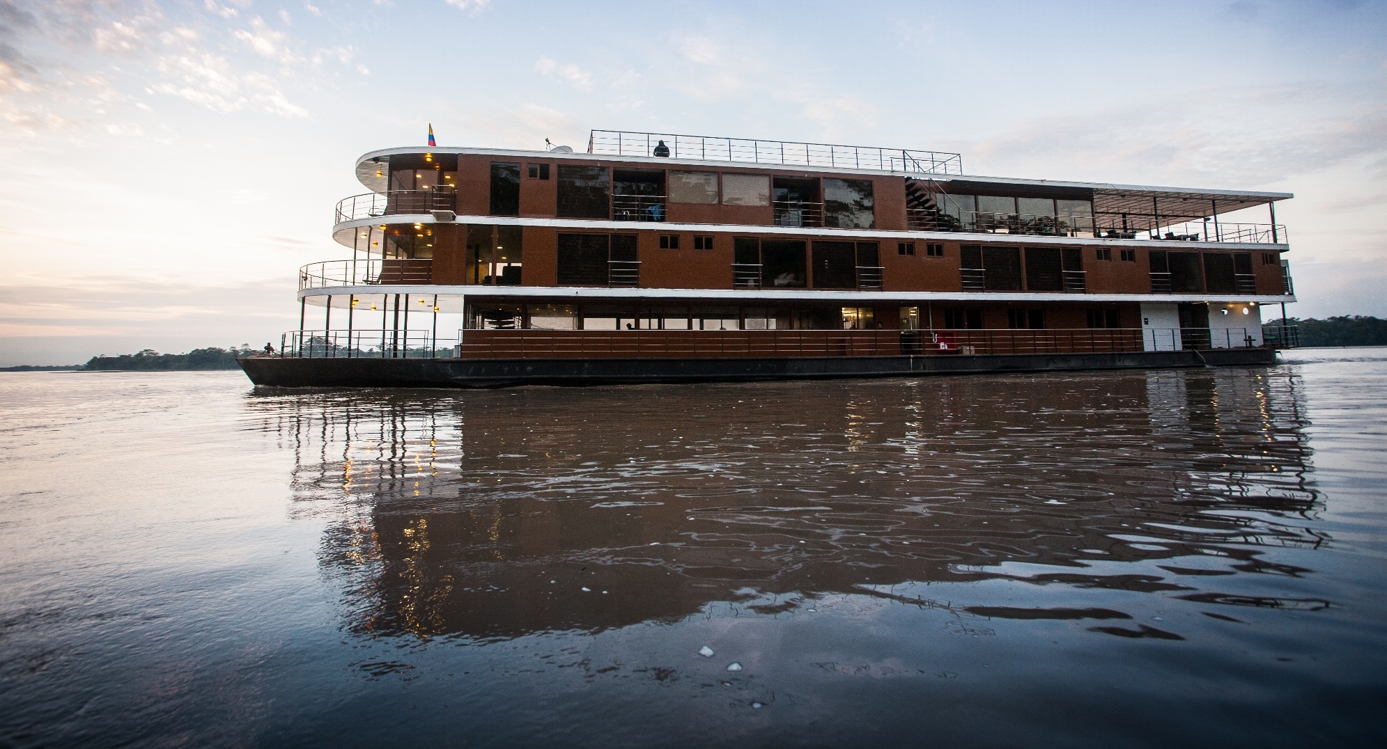 ECUHTL51_Amazon_Anakonda_AdventureTravel_freewithcredit (2)