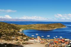 BOL_Isla_del_Sol_shutterstock_90273223_freewithcredit(2)