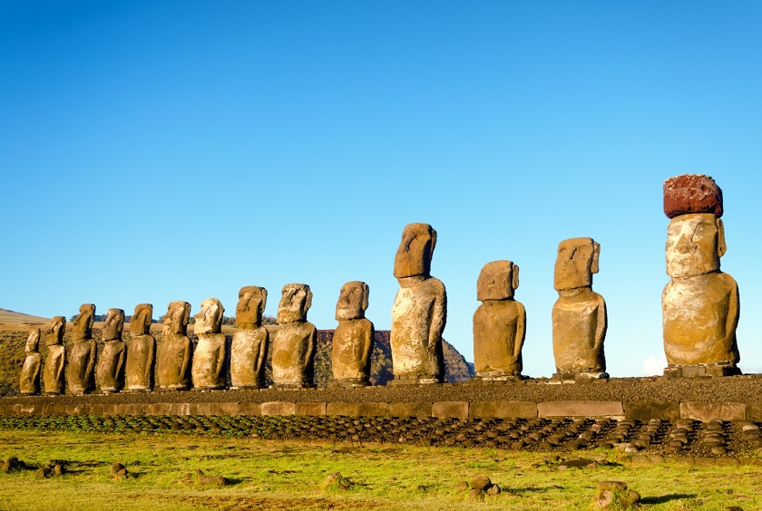 Chile_EasterIsland_ShutterStock-6
