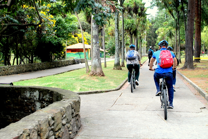 COL_Bogotabybike_FionaR_free