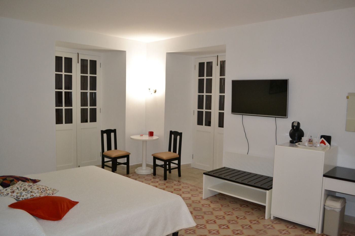 CUB_CondeDeRica_Havana_EW_free