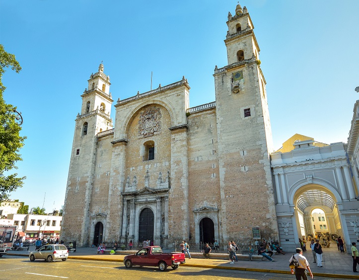 MEX_Merida_Church_TP_free