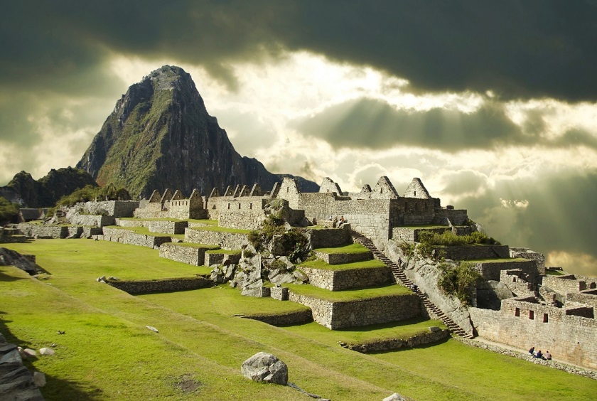Peru_MachuPicchu_iStock