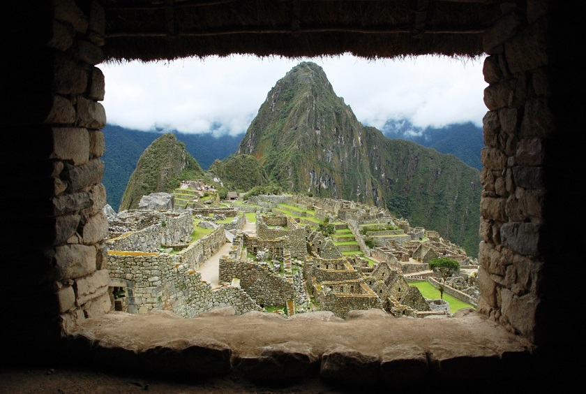 Peru_MachuPicchu_ShutterStock-11