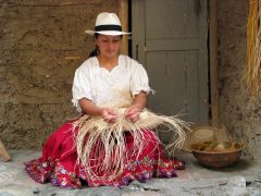 ecu26-visit-the-birthplace-of-the-panama-hat-im-free