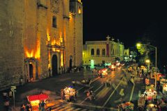 Merida at night